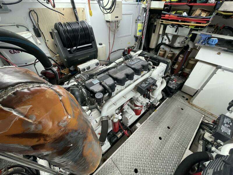 80ft Monte Fino Yacht For Sale