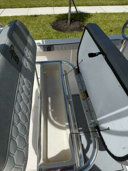 25ft Carolina Skiff Yacht For Sale