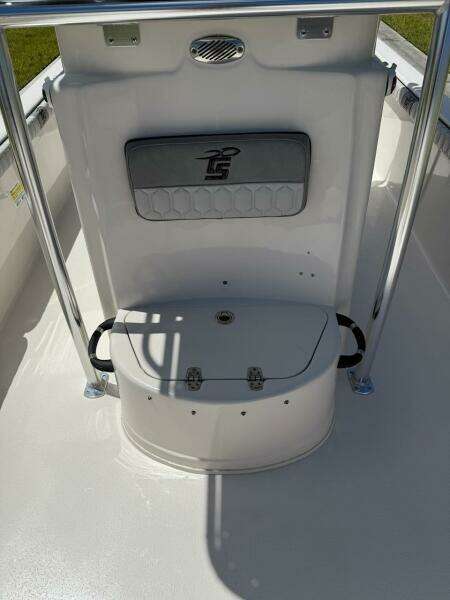 25ft Carolina Skiff Yacht For Sale