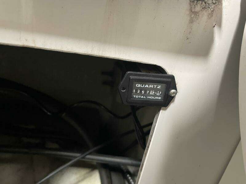 22ft Four Winns Yacht For Sale