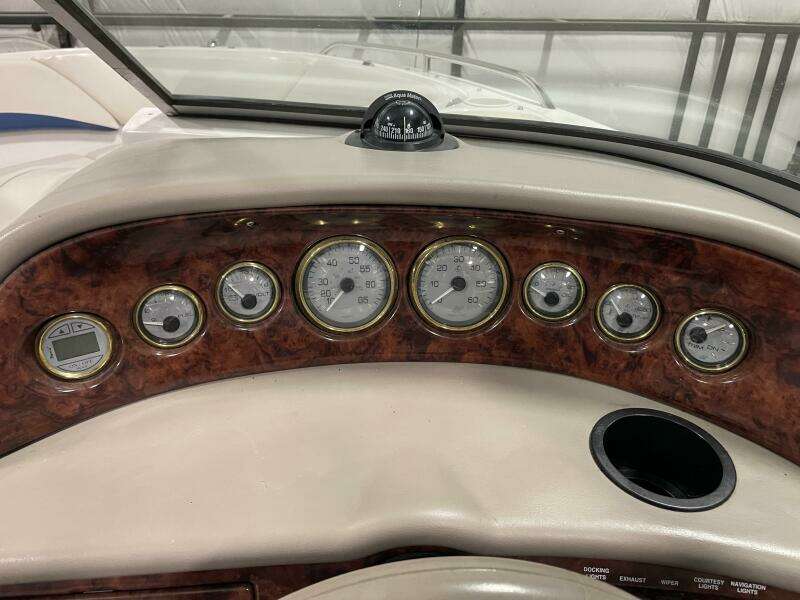 22ft Four Winns Yacht For Sale