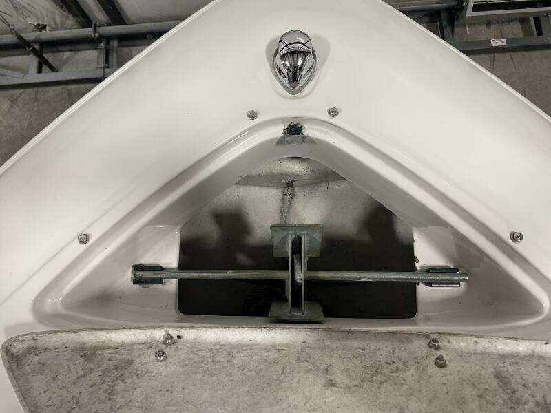 22ft Four Winns Yacht For Sale