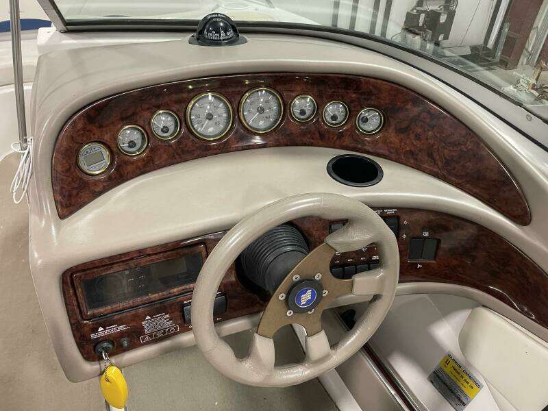 22ft Four Winns Yacht For Sale