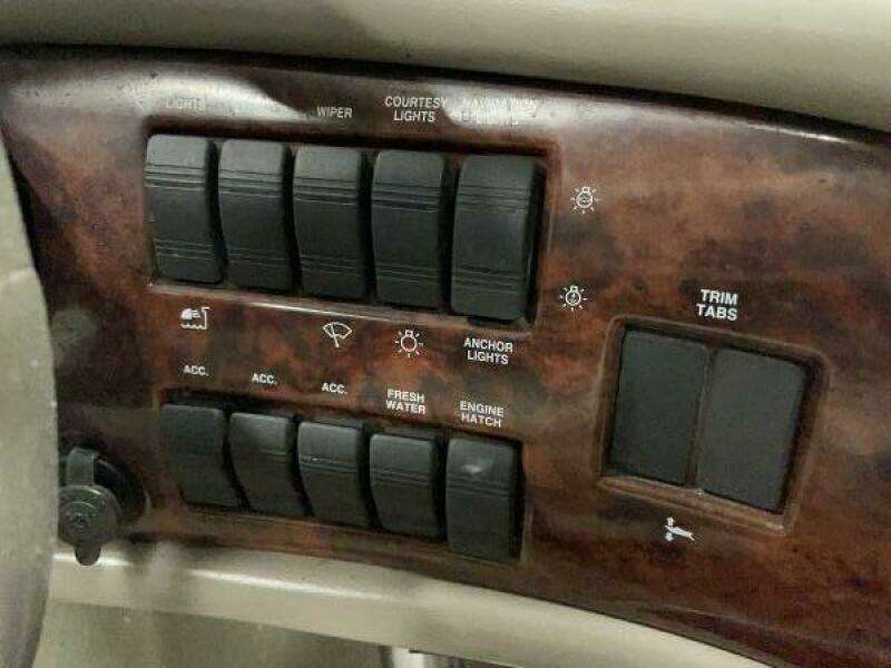 22ft Four Winns Yacht For Sale