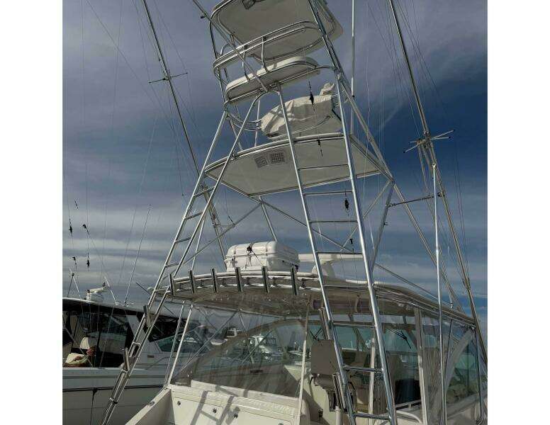 Cabo 45 EMMA - Exterior Tower