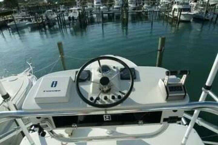 Cabo 45 EMMA - Exterior Tower Helm