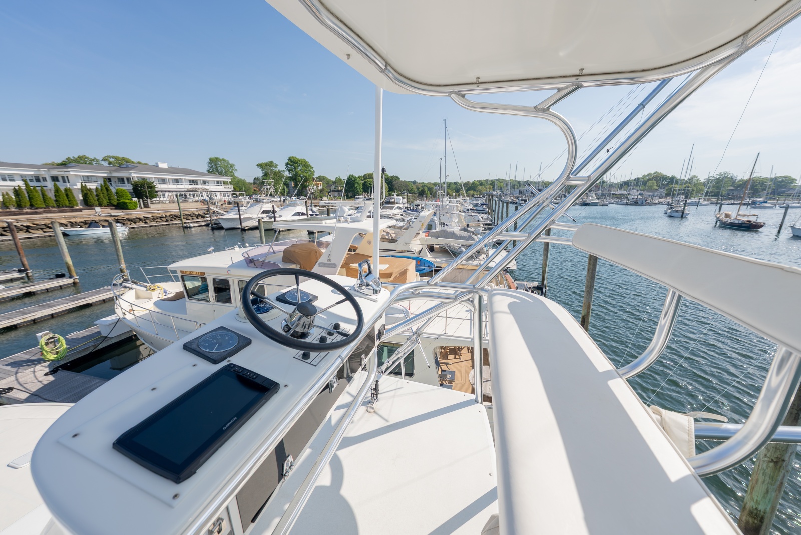 45' 2002 Cabo 45 Express