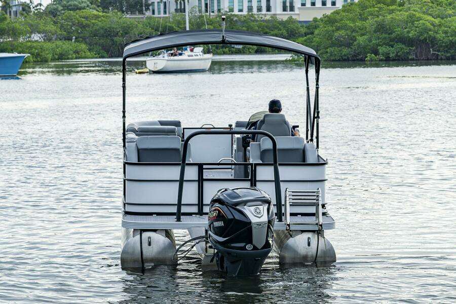 22ft Veranda Yacht For Sale