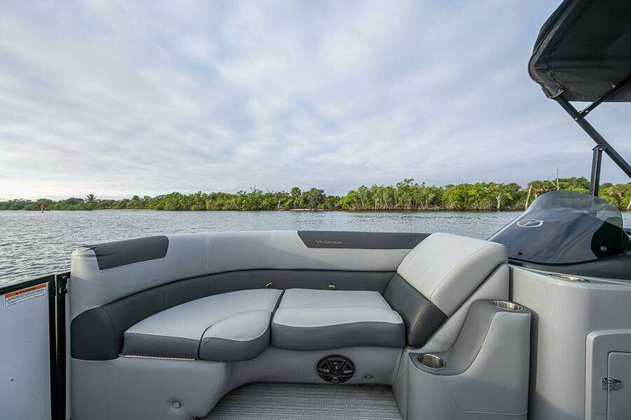 22ft Veranda Yacht For Sale