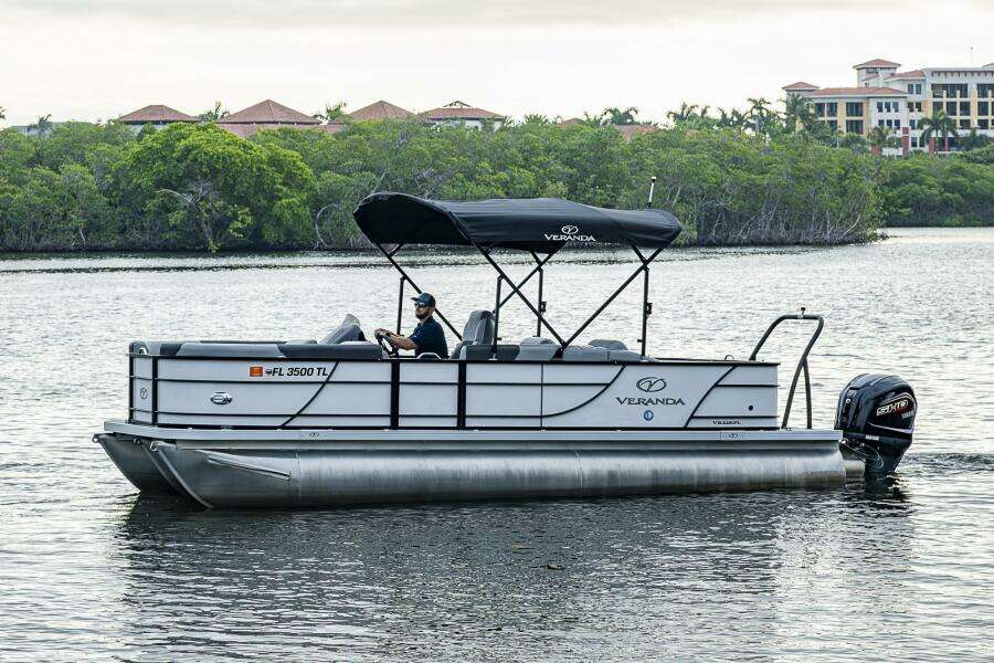 22ft Veranda Yacht For Sale