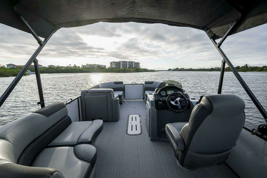 22ft Veranda Yacht For Sale