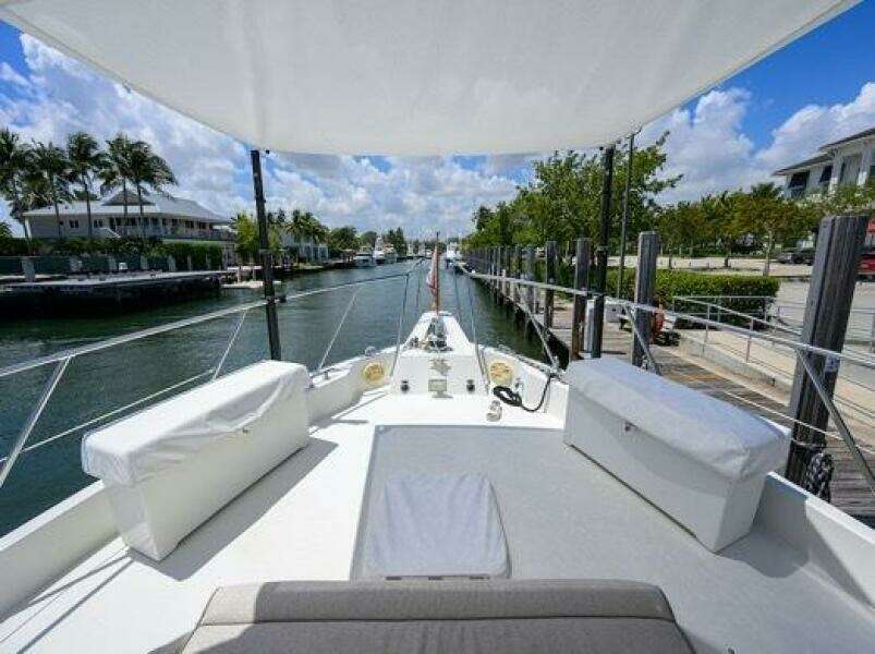 POMBOO 70ft Hatteras Yacht For Sale