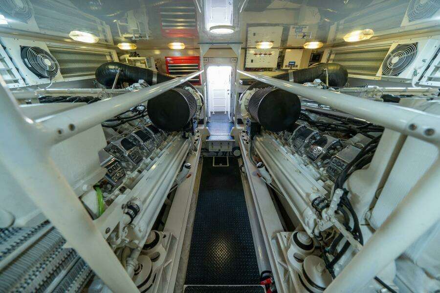 RUNNING OVER 68ft Viking Yacht For Sale