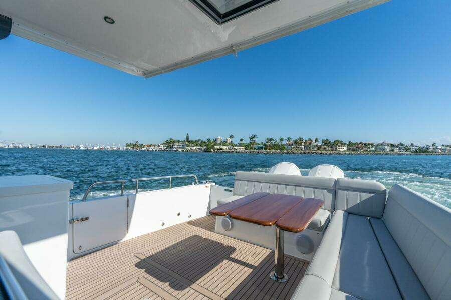 In Stock MJM 42 005 42ft MJM Yacht For Sale