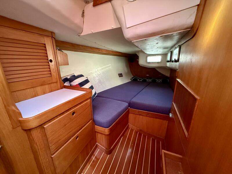 Tenacious 47ft J Boats Yacht For Sale