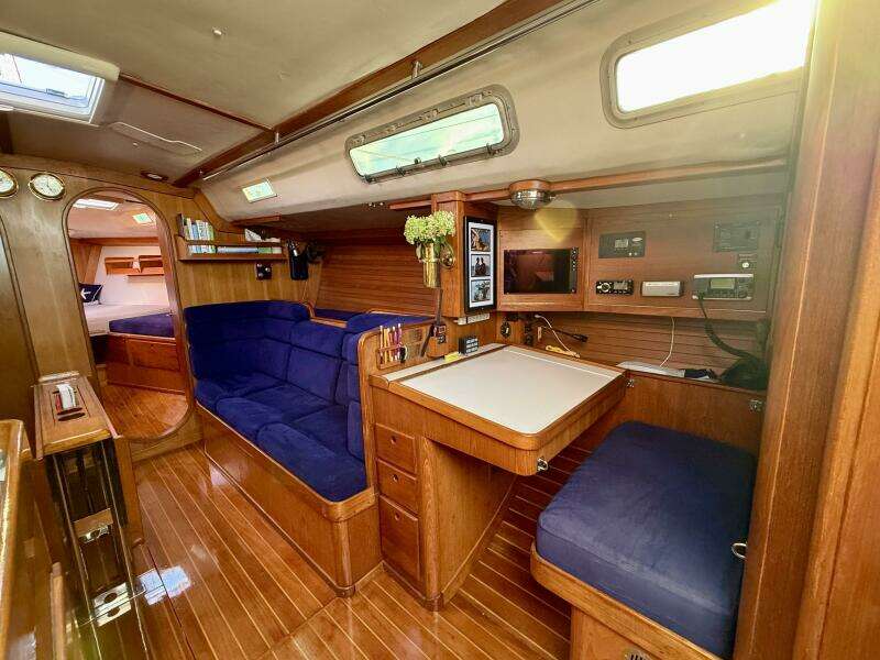 Tenacious 47ft J Boats Yacht For Sale