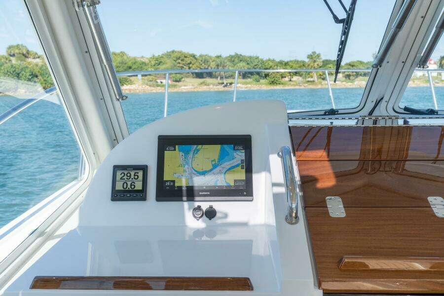 In Stock 2025 MJM 35 064 38ft MJM Yacht For Sale
