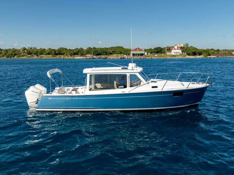 In Stock 2025 MJM 35 064 38ft MJM Yacht For Sale