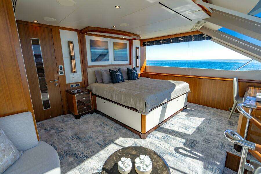 PALADIN 100ft Ocean Alexander Yacht For Sale