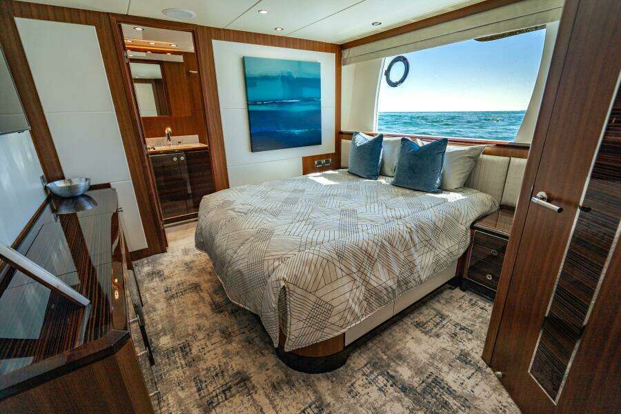 PALADIN 100ft Ocean Alexander Yacht For Sale