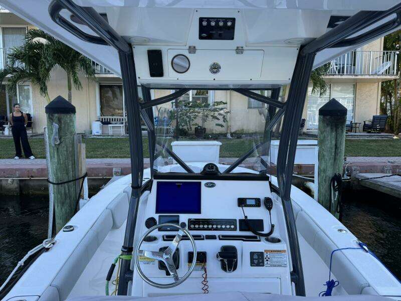 24ft Sea Fox Yacht For Sale
