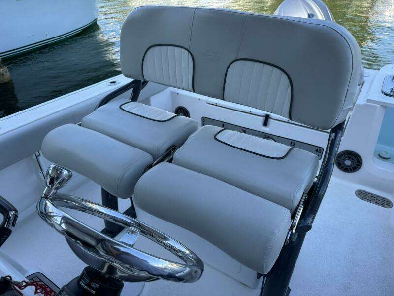 24ft Sea Fox Yacht For Sale