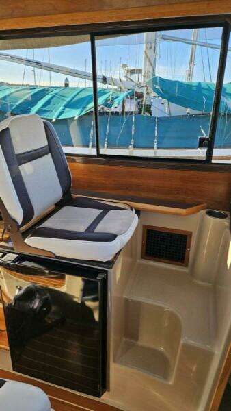 Free Range  28ft Cutwater Yacht For Sale