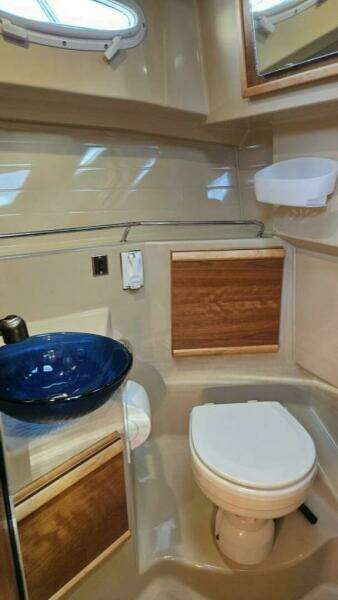 Free Range  28ft Cutwater Yacht For Sale