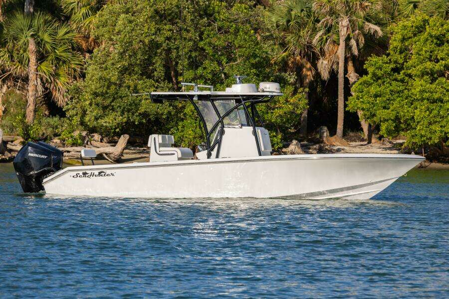 28ft SeaHunter Yacht For Sale