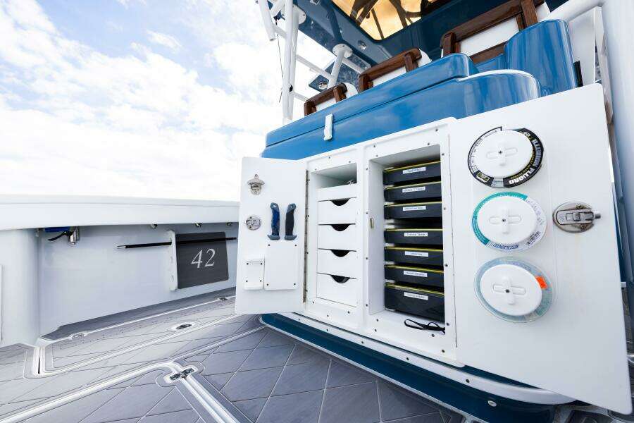 42ft Yellowfin Yacht For Sale