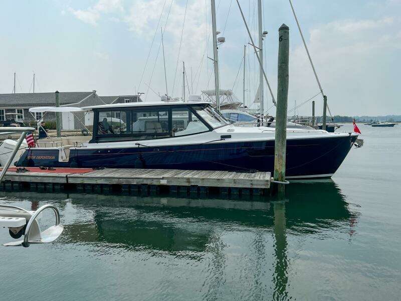 HIGH DEFINITION 47ft MJM Yacht For Sale