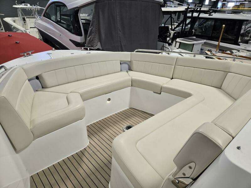 HIGH DEFINITION 47ft MJM Yacht For Sale
