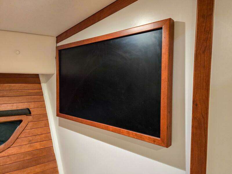 HIGH DEFINITION 47ft MJM Yacht For Sale