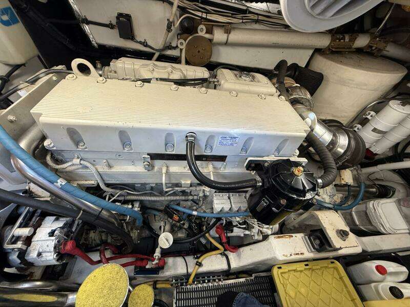 2004 Tiara Yachts 42 