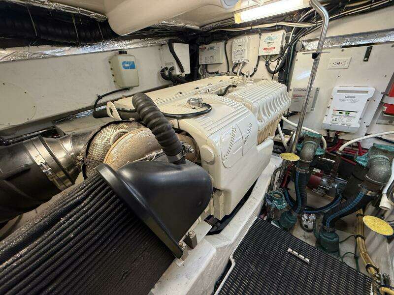 2004 Tiara Yachts 42 