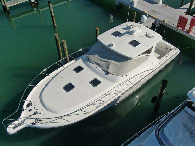 2004 Tiara Yachts 42 