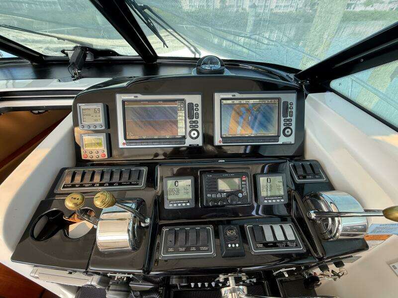 2004 Tiara Yachts 42 