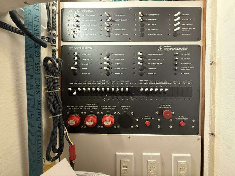 2004 Tiara Yachts 42 