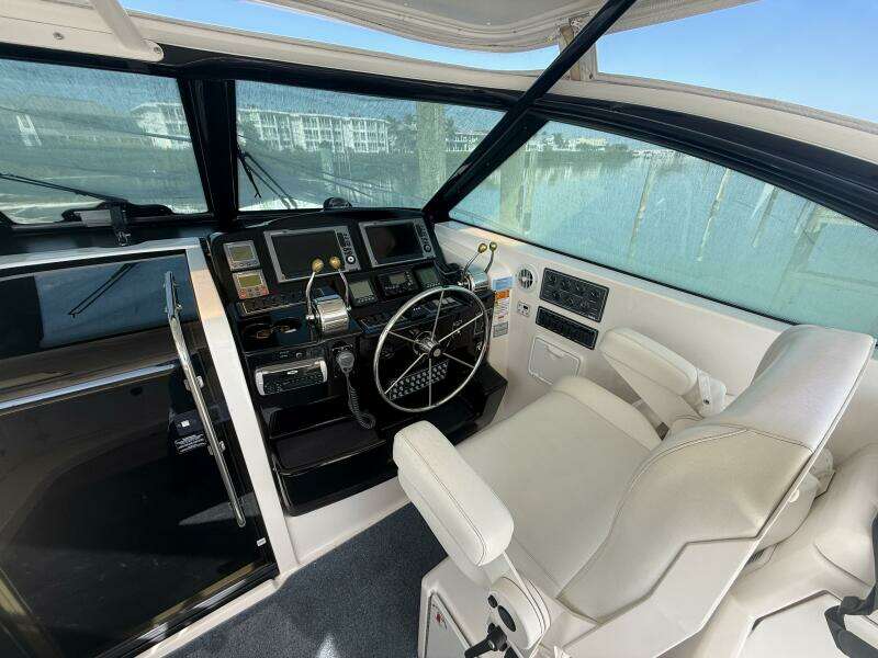 2004 Tiara Yachts 42 