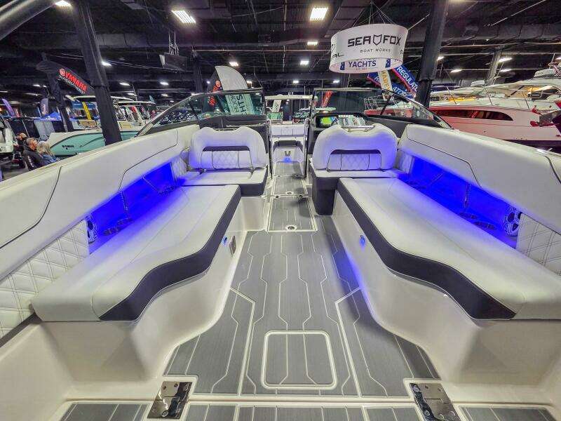 26ft Regal Yacht For Sale