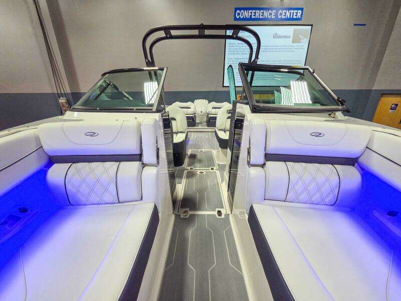 26ft Regal Yacht For Sale