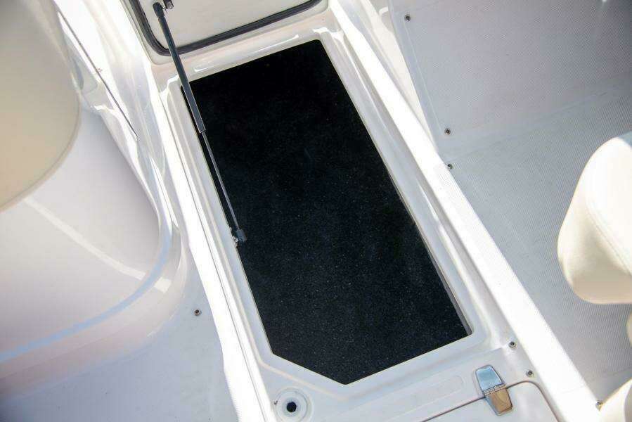 26ft Regal Yacht For Sale