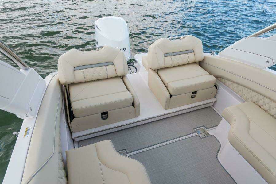 26ft Regal Yacht For Sale