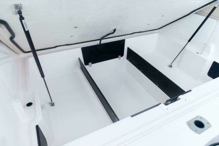 26ft Regal Yacht For Sale