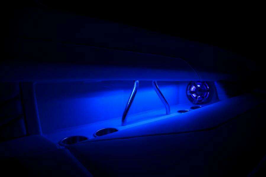 26ft Regal Yacht For Sale