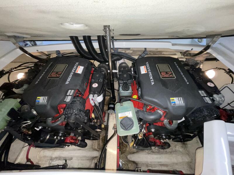 28' 2006 Formula 280 SS