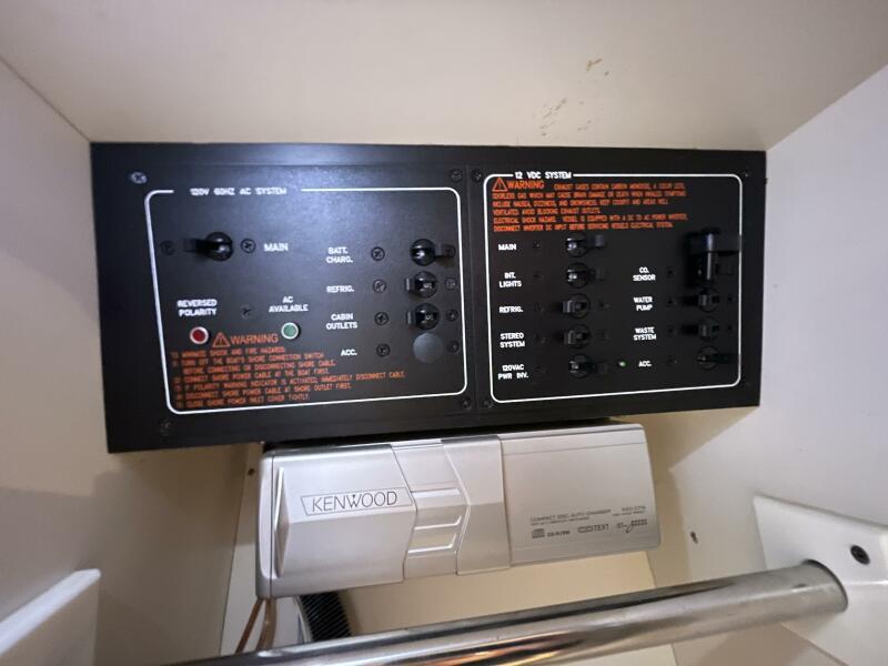 28' 2006 Formula 280 SS