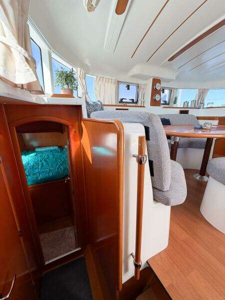 NO KA OI 38ft Lagoon Yacht For Sale