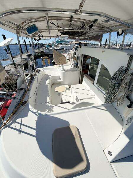 NO KA OI 38ft Lagoon Yacht For Sale