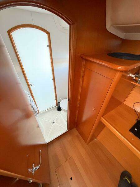 NO KA OI 38ft Lagoon Yacht For Sale